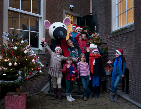 Muus de Muis kondigt de kerstvakantie aan