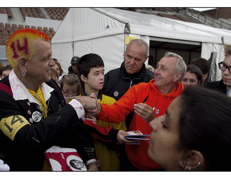 Oud Cruijff shirt gesigneerd