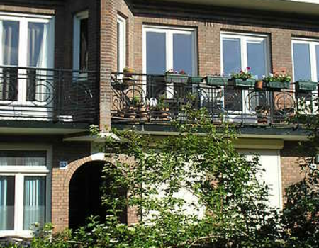 J.v.d.Waalsstraat 53