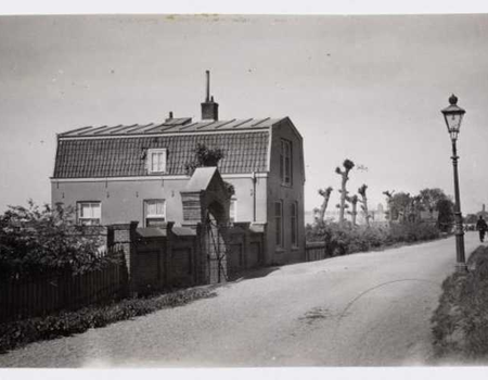 De beheerder van de Joodse begraafplaats, Hartog de Vries