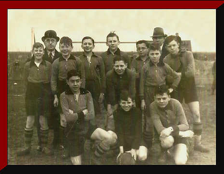 De Meer  Jun. B - C ca. 1940 - Veld aan de Middenweg