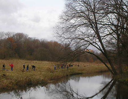 Vanaf de andere kant gezien. Rechts het Flevopark.