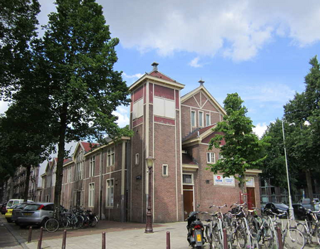 Het Bavohuis.