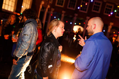 Street-art op de jongensbinnenplaats van het Amsterdam Museum