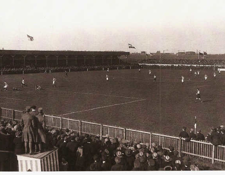 Het Houten Stadion