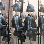 Harnassen in harnassenvitrine, 1578/80. Foto Amsterdam Museum, Monique Vermeulen, 2008