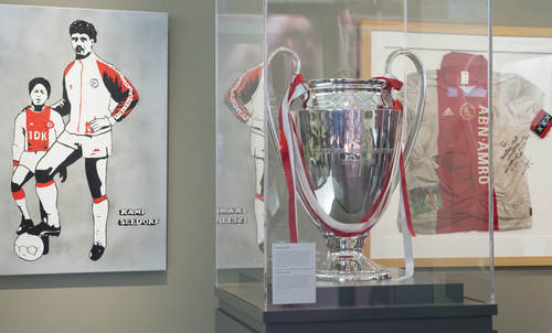 Foto in de tentoonstelling  Voetbal Halleluja , Amsterdam Museum, 2014