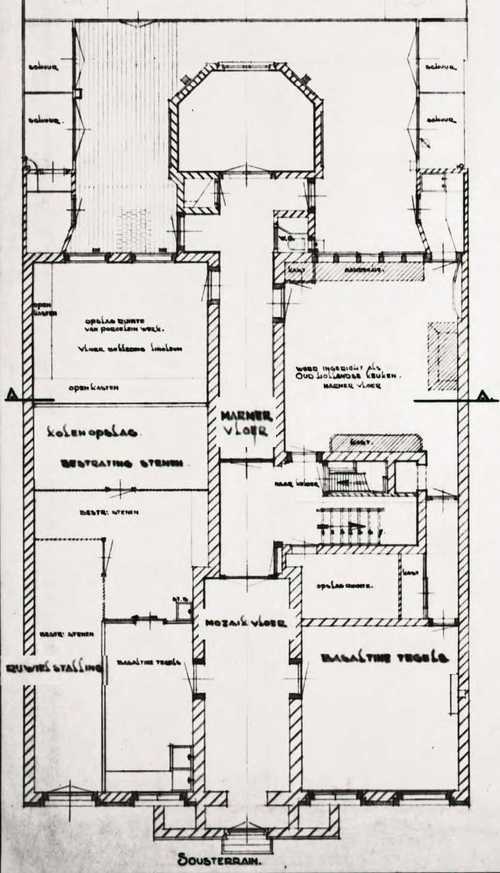 Afb. 4. plattegrond Dienst der Publieke Werken,1953, bestaande situatie, fijne arcering; te slopen werken - documenteerde de situatie vóór een belangrijke verbouwing