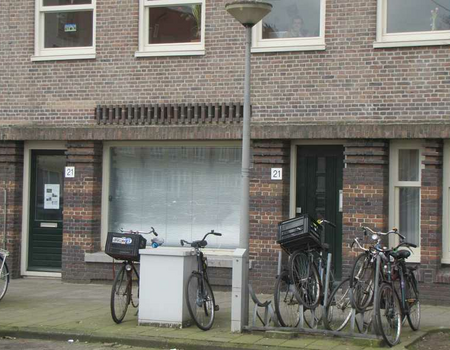 Aan het werk in de Niasstraat