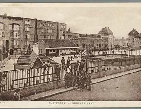 De speeltuin in de Joubertstraat.