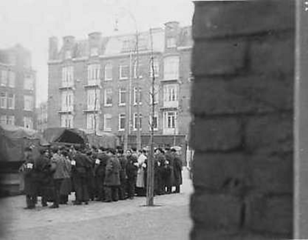 Deportatie van Joden op het Krugerplein.