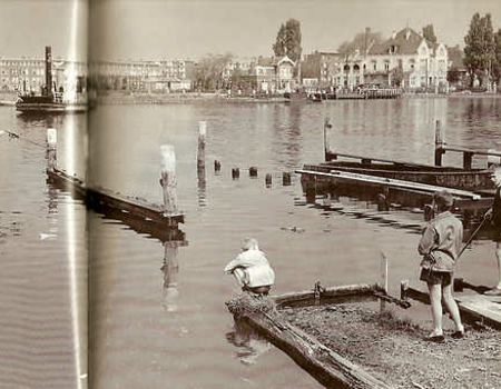 Pontje vanaf de Amsteldijk naar de Omval.