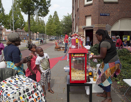 Feestelijke afsluiting Van der Pekplein