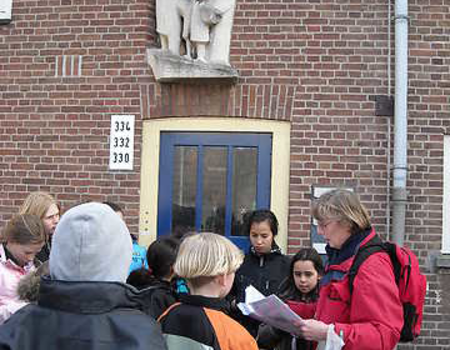 Gevelsteen op het Joubertplein