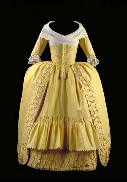 Robe à l'anglaise, Gemeentemuseum Den Haag