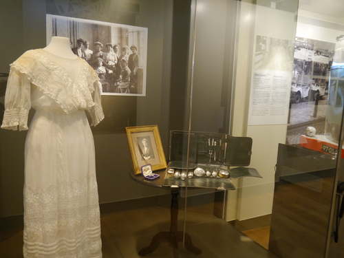 Vitrine op zaal 23 in het Amsterdam Museum