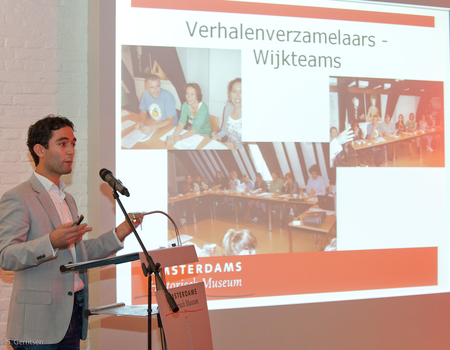 Vervolgens was het aan de outreach medewerker Samir ter Luun om de nieuwe homepage van de website te laten zien die midden november gelanceerd wordt.