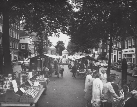 Boodschappen doen in de Jordaan