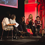 Panel over erfgoedinstellingen,presentator Nicole Terborg  Julie Marthe Cohen (Joods Historisch Museum) Prof. dr. Wayne Modest (Tropenmuseum/Vrije Universiteit) Annemarie de Wildt (Amsterdam Museum) Prof. dr. Tinde van Andel (Universiteit van Leiden),  foto Julie Lynne Weber